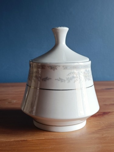 Crown ming fine china lidded - ming,