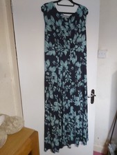 Ann Harvey Size 18 Floral Leaf