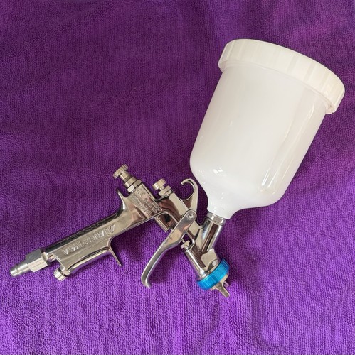 Iwata w300wb 2mm - 1.2mm, spray