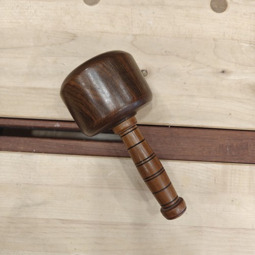 Lovely vintage lignum - lovely,