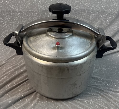 Vtg pressure cooker - cooker, 6