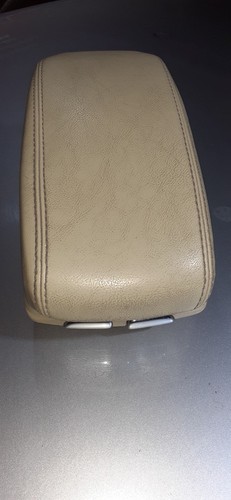 Jaguar type cream leather - type,