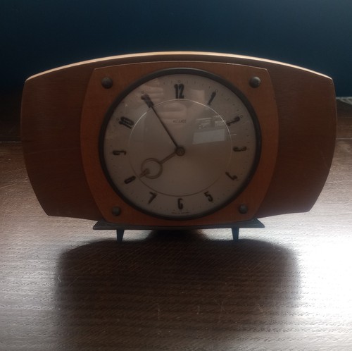 Metamec mantle wind clock - up,