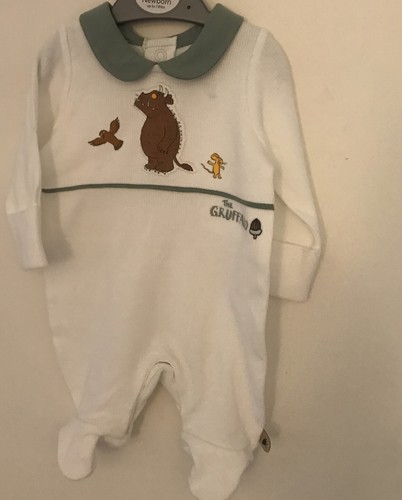 Newborn lbs 50 cms - 7, .8