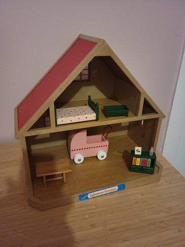 Sylvanian families country - families,