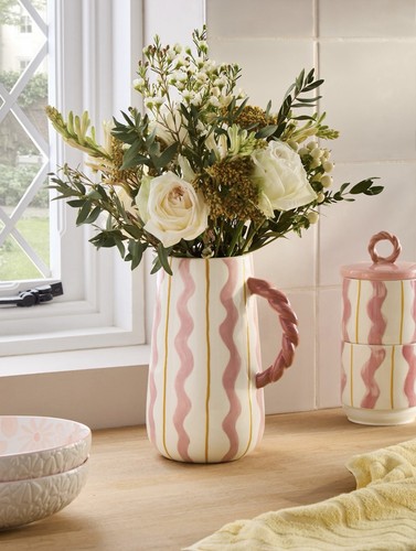 Next pink white twist handle - &,