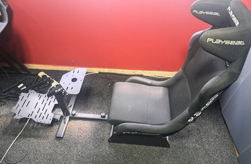 Playseat evolution pro second