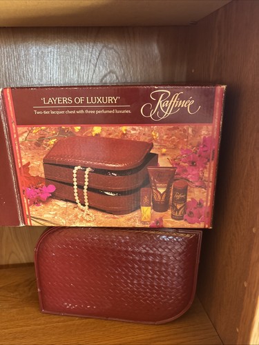 Vtg raffinee perfume two tier - vtg,