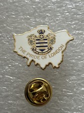 Very Rare & Collectable Queens Park Rangers Supporter Enamel Badge Wear Proud