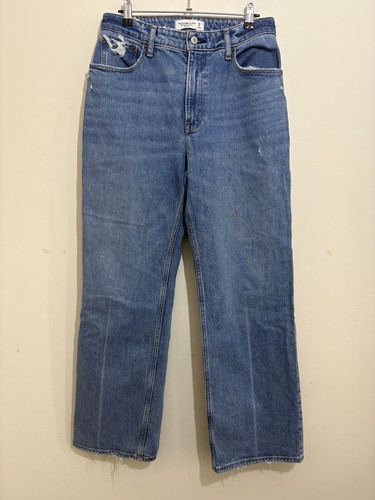 Abercrombie fitch curve - &, love