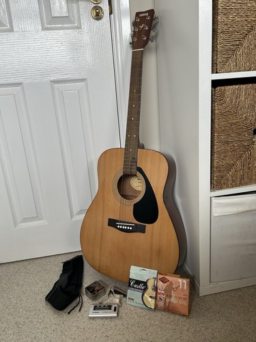 Yamaha f310 acoustic guitar - f310,