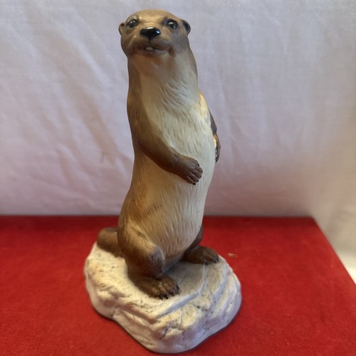 Vintage aynsley otter figure - aynsley,