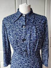 1940s Blue And White Patterned