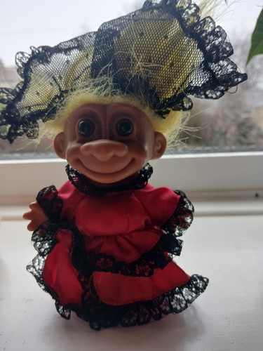 Vintage spanish dancer troll - spanish,