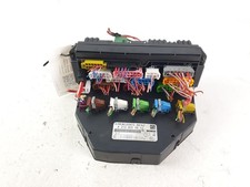 MERCEDES C CLASS FUSE BOX