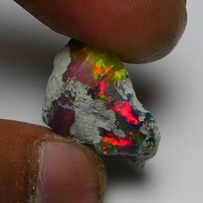 Smooth Black Opal Rough 15.70