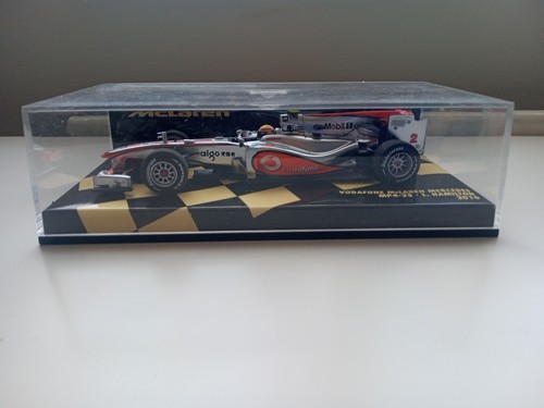 Minichamps 2010 lewis hamilton - minichamps,