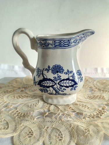 Vintage 1982 blue onion myott - vintage,