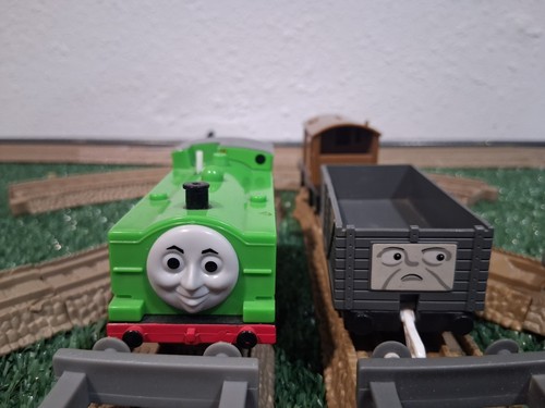 Thomas and friends trackmaster - thomas,