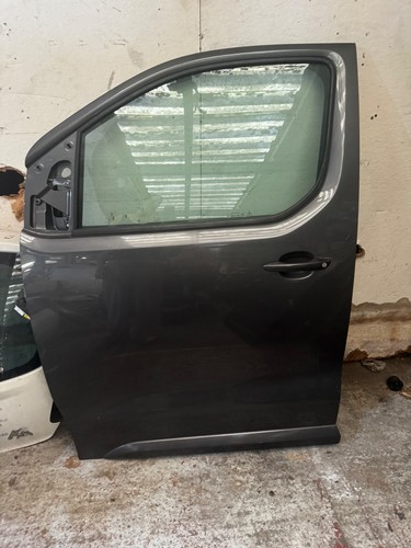 Vauxhall vivaro mk3 - vauxhall,