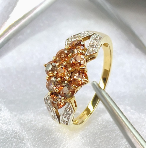 Topaz diamond ring 9ct - diamond, gold