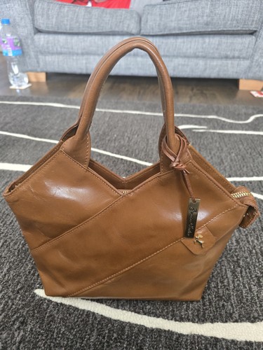 Ashwood tan leather bag - tan,