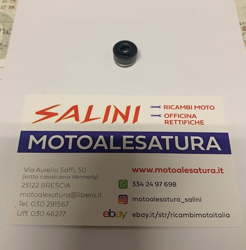 Oil seal valve guide - oil, yamaha