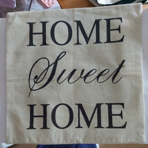 Home sweet canvas - "home,