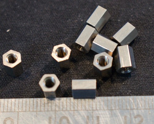 6mm female brass hex - 6mm, female-female