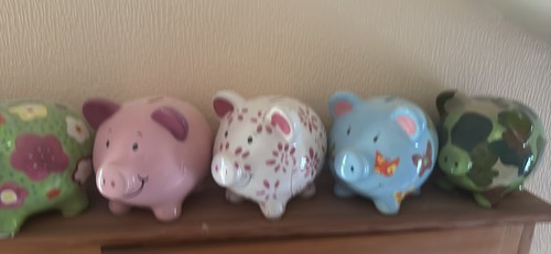 Seven percy pig - money, boxes