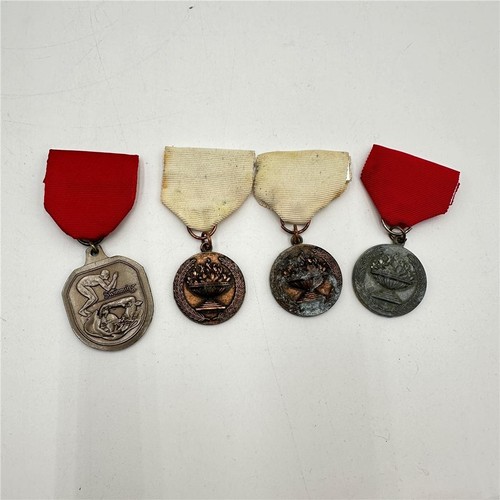Lot vintage sports - of, 4