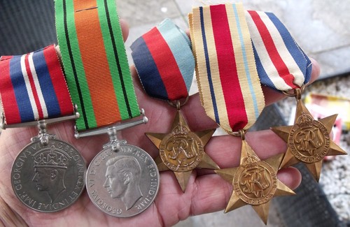 Genuine ww2 five medal - medal, group
