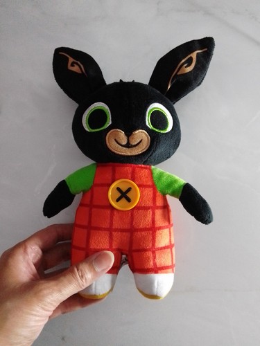 Bing bunny cbeebies crinkle - cbeebies,