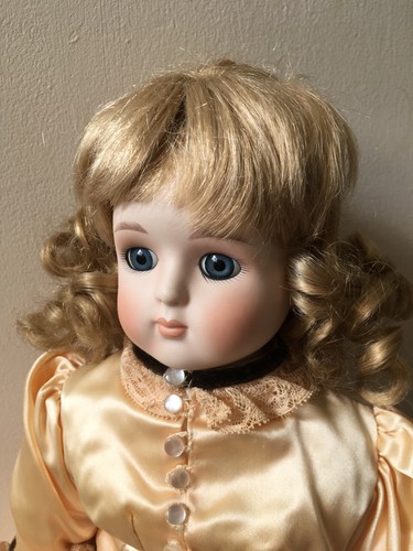 Fine vintage porcelain - porcelain, in