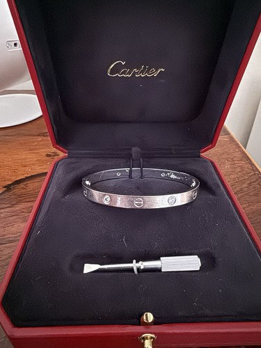 Cartier love bracket 4diamonds - love,