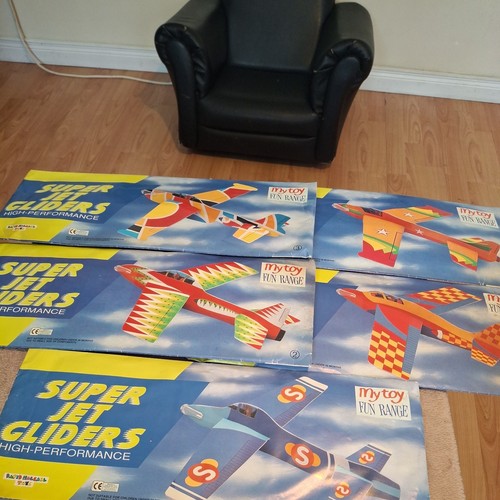 Large gliders stunt planes - large,