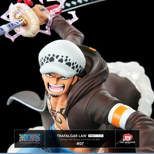 One piece resin trafalgar - piece,