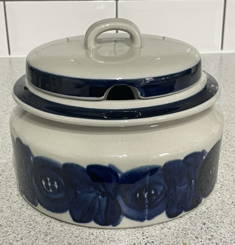Arabia ceramic blue anemone - arabia, anemone"