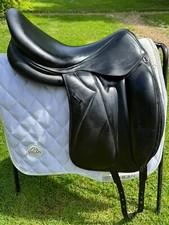 Devoucoux Makila dressage saddle