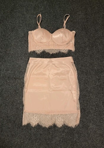 Fashion nova blush pink satin - pink,