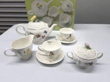 Butterfly Meadow 9-Piece Tea