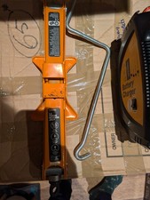 Halfords 1.5 Tonne Scissor