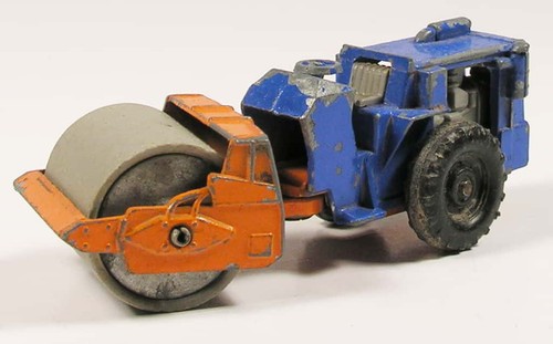 Raygo rascal road roller corgi - raygo,