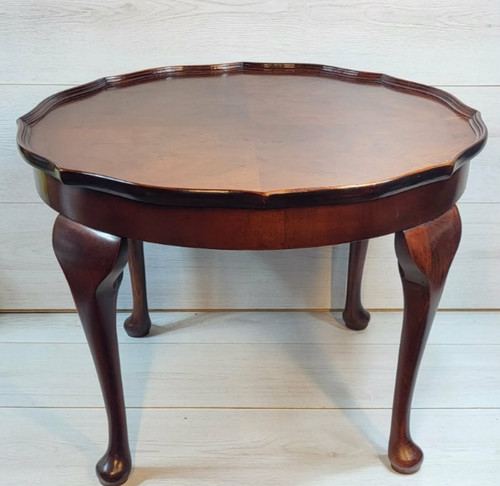 Vintage queen anne style - queen,
