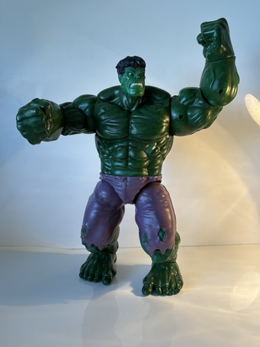 Large disney store - 14",