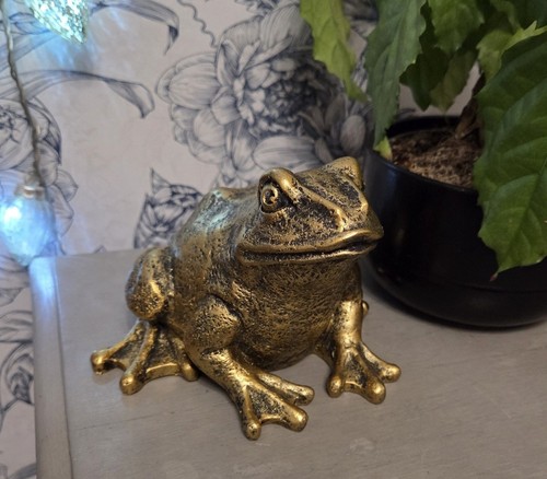 Fabulous gold and - fabulous, black