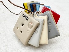 VINTAGE CLIPSAL SOCKET COVER SALESMAN SAMPLE COLOUR RETRO ELECTRICAL DISPLAY
