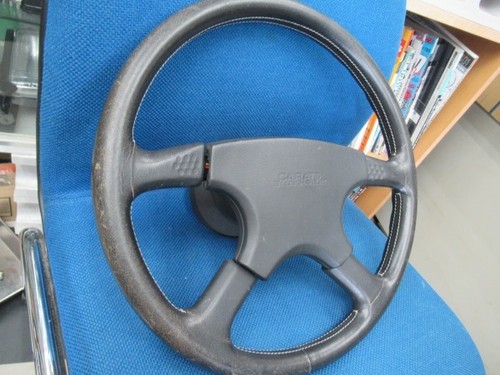 Rare momo carat steering - rare,