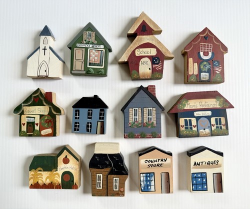 Vtg lot wooden houses - of,