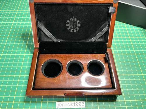 Case for royal mint gold - royal, proof